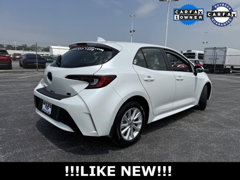 Used 2025 Toyota Corolla SE w/ SE Package image 9