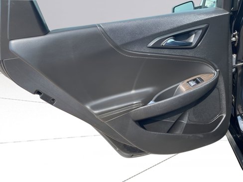 Used 2024 Chevrolet Malibu LT image 38