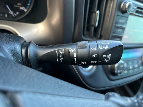 Used 2018 Toyota RAV4 XLE image 19