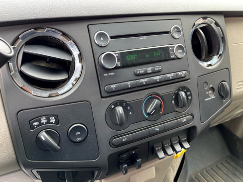 Used 2010 Ford F350 XLT image 28