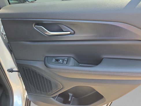 New 2025 Jeep Grand Cherokee Laredo X image 21