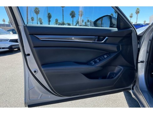 Used 2019 Honda Accord Sport image 10