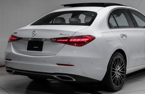 New 2025 Mercedes-Benz C 300 4MATIC Sedan image 4