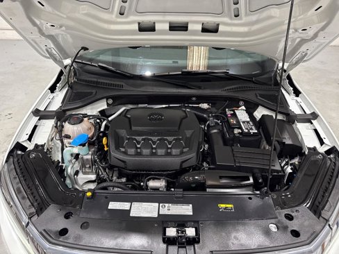 Used 2020 Volkswagen Passat 2.0T SEL image 13