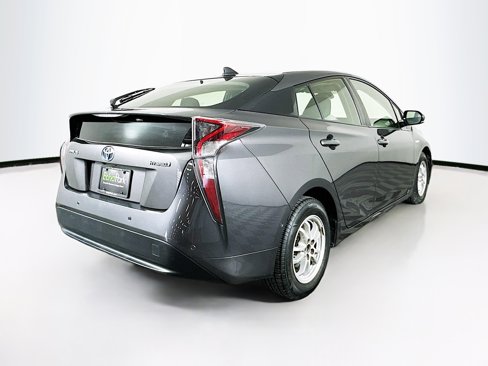 Used 2017 Toyota Prius Two image 9