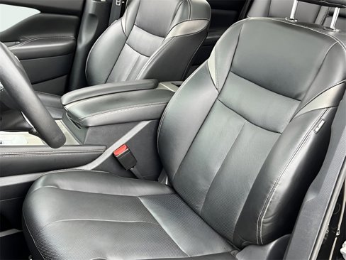 Used 2018 Nissan Murano Platinum image 4
