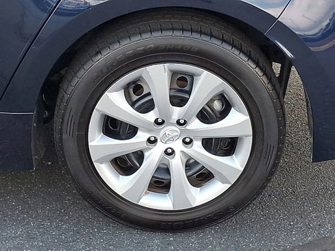 Used 2024 Toyota Corolla LE image 30