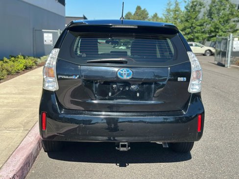 Used 2013 Toyota Prius V Two image 4