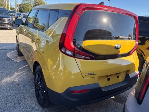 Used 2020 Kia Soul LX image 5