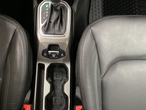Used 2022 Jeep Renegade Limited w/ Sun, Sound & Wheels Group image 23