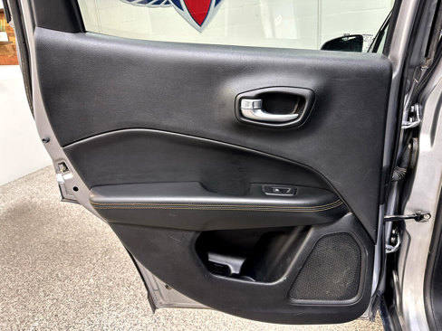 Used 2017 Jeep Compass Limited image 17