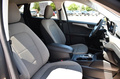 Used 2022 Ford Escape SE w/ Cold Weather Package image 15