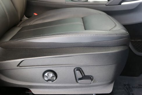 Used 2018 Alfa Romeo Stelvio AWD image 36