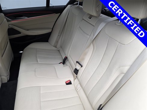 Certified 2022 BMW 530i w/ Premium Package image 16