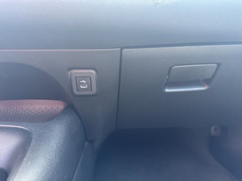 Used 2023 Toyota Corolla LE image 22