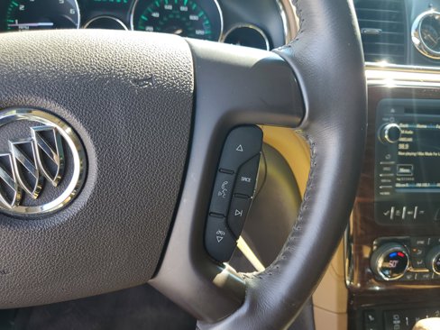 Used 2016 Buick Enclave Leather image 16