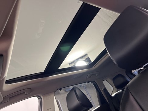 Used 2021 Nissan Rogue SV w/ Premium Package image 20