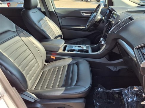 Used 2024 Ford Edge SEL image 21