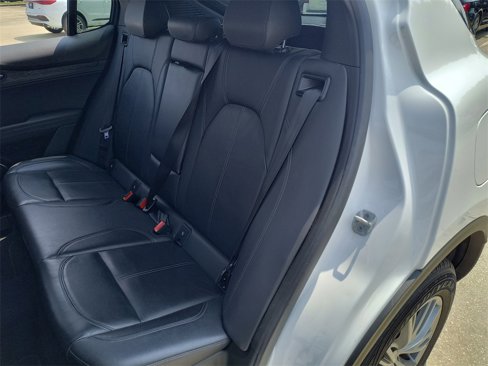 Used 2022 Alfa Romeo Stelvio Sprint image 37
