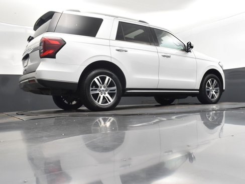 Used 2023 Ford Expedition Limited image 43