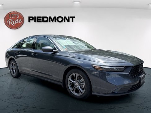 Certified 2023 Honda Accord EX image 1