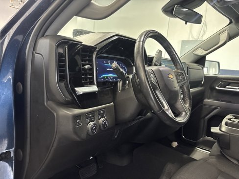 Used 2022 Chevrolet Silverado 1500 LT image 13