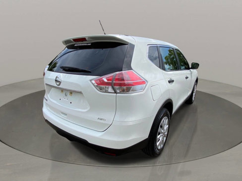Used 2016 Nissan Rogue S image 6