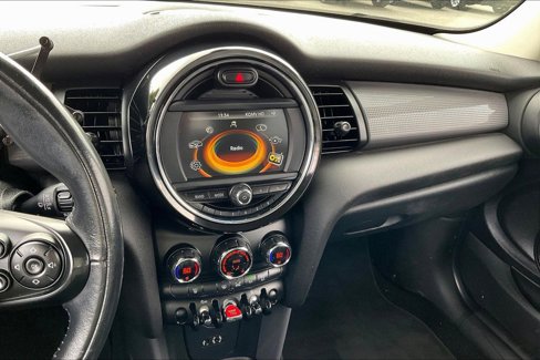 Used 2017 MINI Cooper 2-Door Hardtop image 13