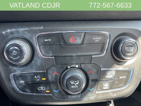 Certified 2021 Jeep Compass Latitude image 23