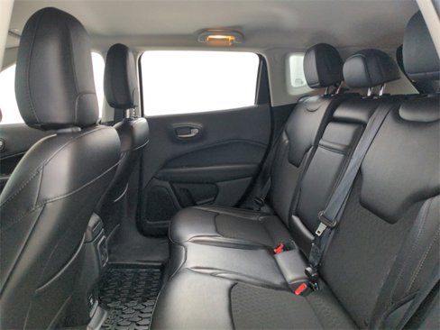 Used 2018 Jeep Compass Latitude image 34