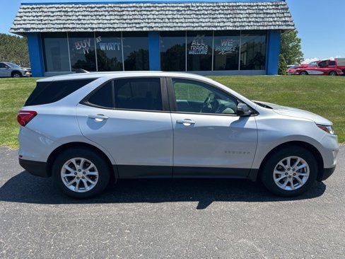 Used 2020 Chevrolet Equinox LS w/ LS Convenience Package image 7