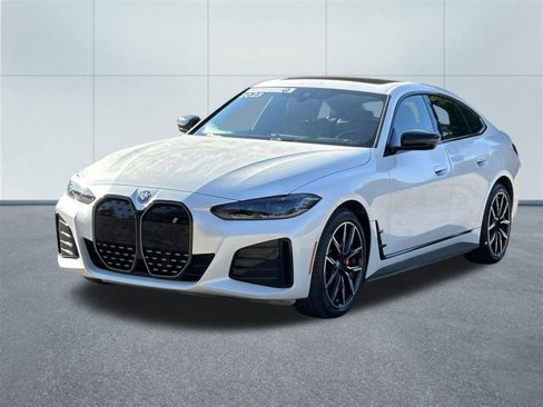 Certified 2023 BMW i4 eDrive40 w/ M Sport Package image 10