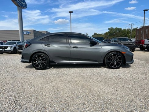 Used 2017 Honda Civic Sport image 9