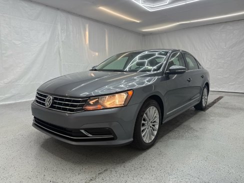 Used 2017 Volkswagen Passat 1.8T SE image 7