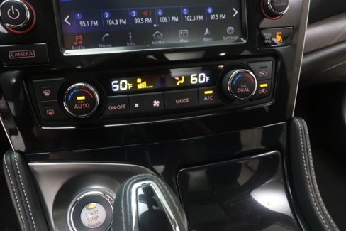 Used 2018 Nissan Maxima Platinum image 37
