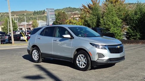 Used 2022 Chevrolet Equinox LT image 3