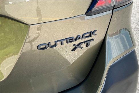 Used 2020 Subaru Outback Onyx Edition XT image 8