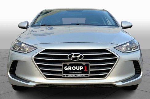 Used 2018 Hyundai Elantra SE image 3