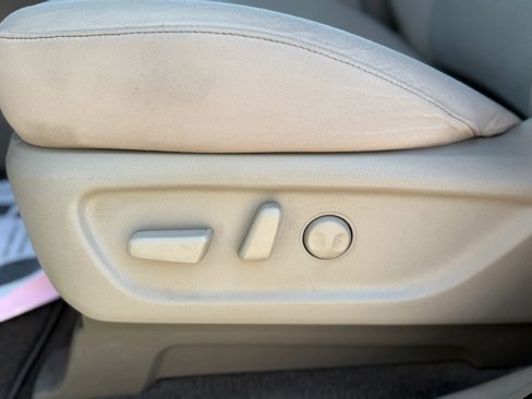 Used 2020 Kia Sedona LX image 19