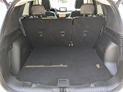 Used 2022 Ford Escape SEL image 9