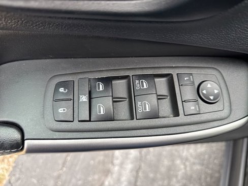 Used 2022 Jeep Cherokee Latitude Lux image 22