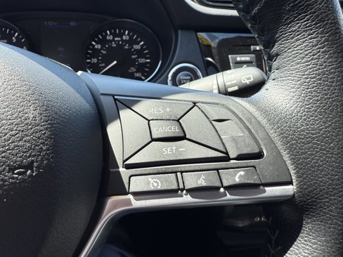 Used 2020 Nissan Rogue Sport SV w/ All-Weather Package image 32
