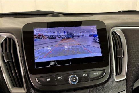Used 2023 Chevrolet Malibu LS image 30