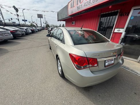 Used 2013 Chevrolet Cruze LT image 7