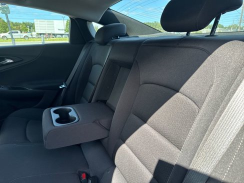 Used 2024 Chevrolet Malibu LT image 15