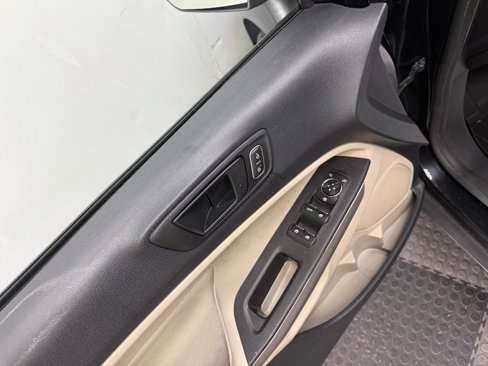 Used 2020 Ford EcoSport S image 16