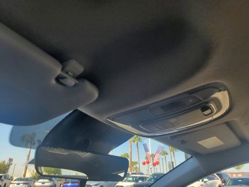 Used 2024 Hyundai Elantra SEL image 25