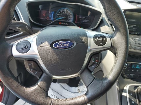 Used 2013 Ford C-MAX SE image 16