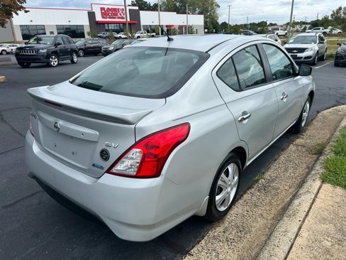 Used 2016 Nissan Versa SV image 7