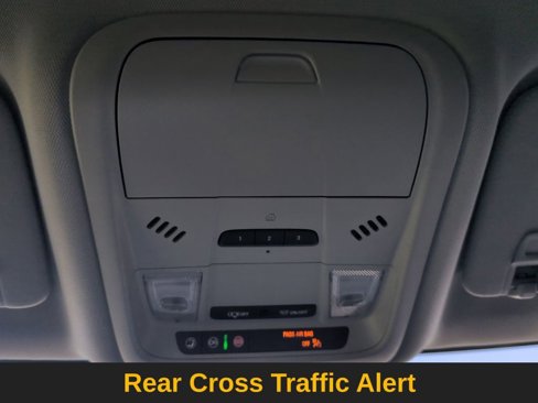 Used 2022 Chevrolet Blazer LT image 22